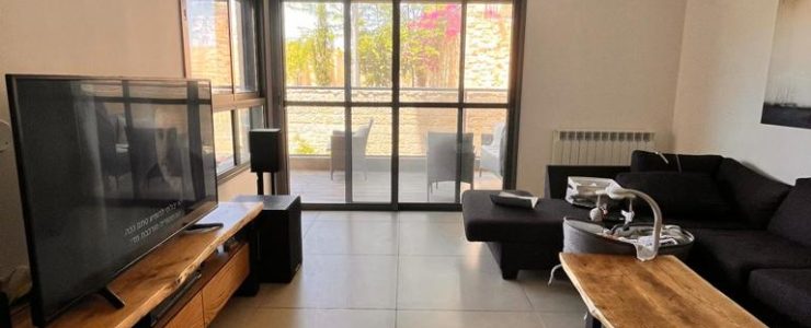 למכירה בעין כרם החדשה – רחוב דרך כרמית