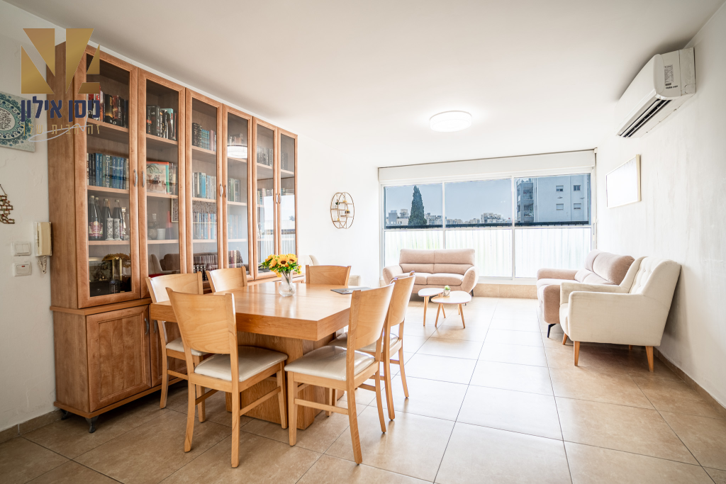 דירת 4 חדרים רוטשילד 54, מרכז פתח תקווה דירת 4 חדרים רוטשילד 54, מרכז פתח תקווה