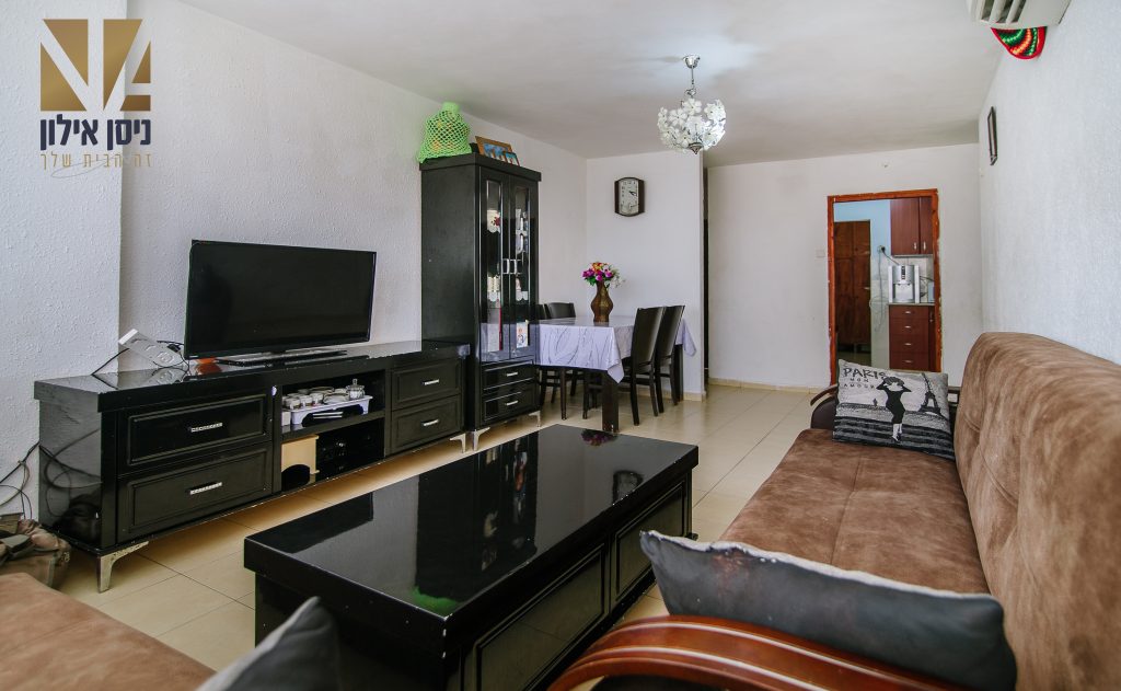 דירת שלושה חדרים ברחוב מינץ 27, אחדות פתח תקווה דירת שלושה חדרים ברחוב מינץ 27, אחדות פתח תקווה